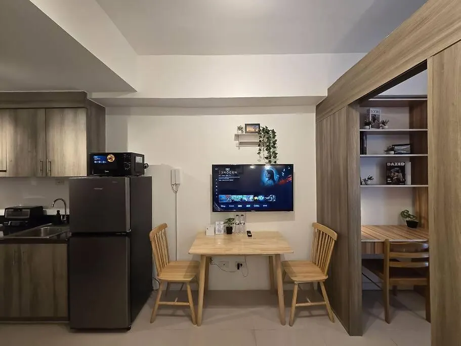 1Br Unit Condotel W Balcony Fame Residences -Fm14 Manila 0*,  Philippines