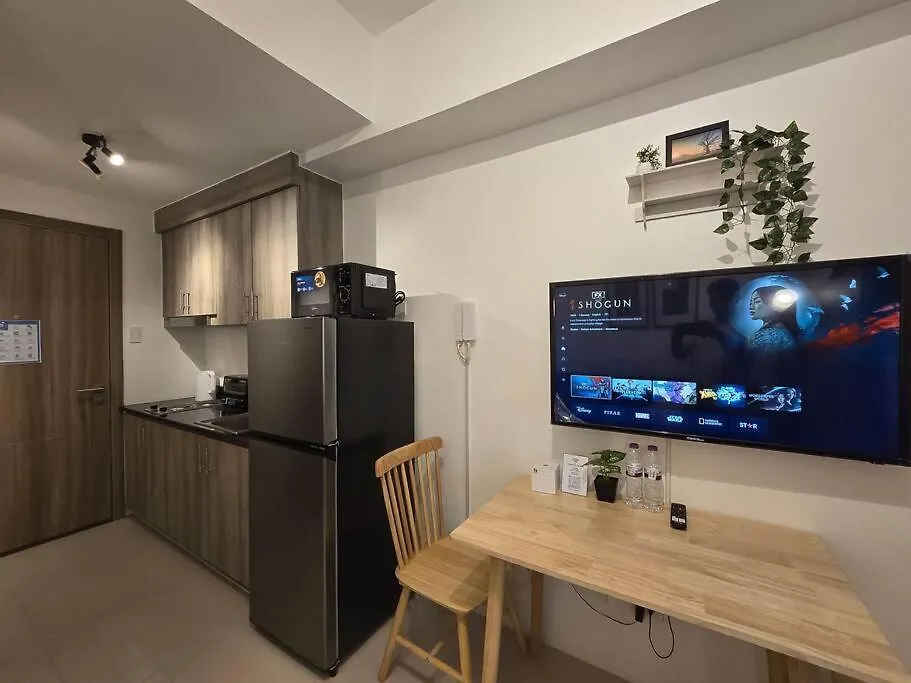1Br Unit Condotel W Balcony Fame Residences -Fm14 Manila 0*,