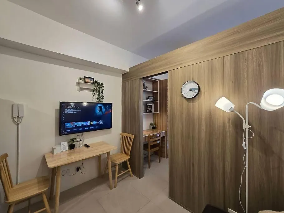 1Br Unit Condotel W Balcony Fame Residences -Fm14 Manila Apartment