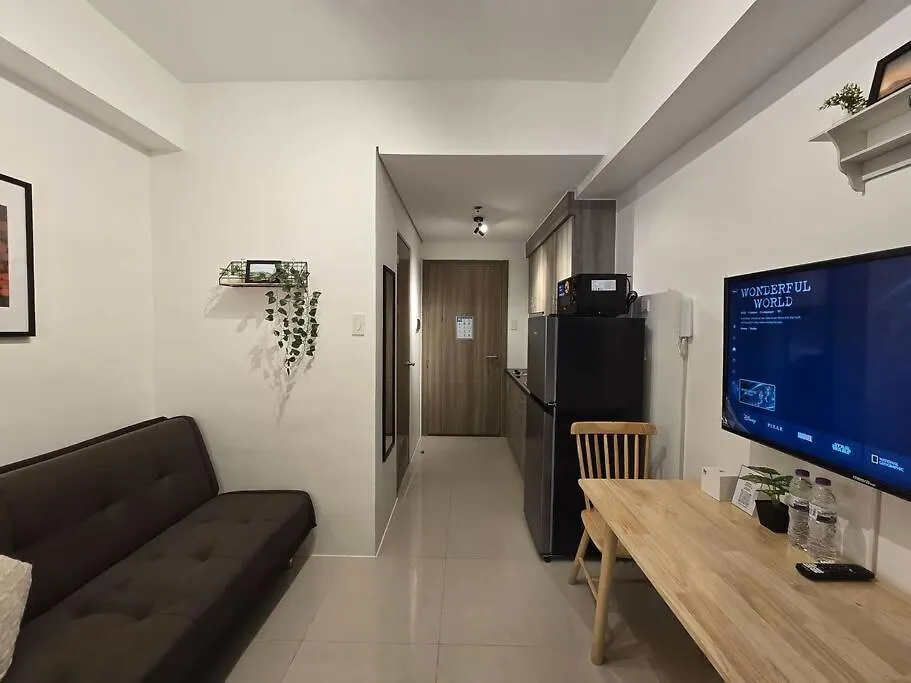 1Br Unit Condotel W Balcony Fame Residences -Fm14 Manila Apartment