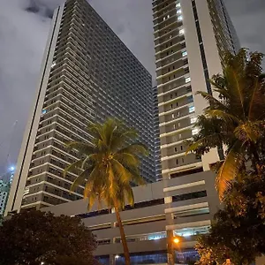  Apartment One Bedroom Unit Fame Residences